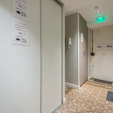 La Au Centre * 里昂